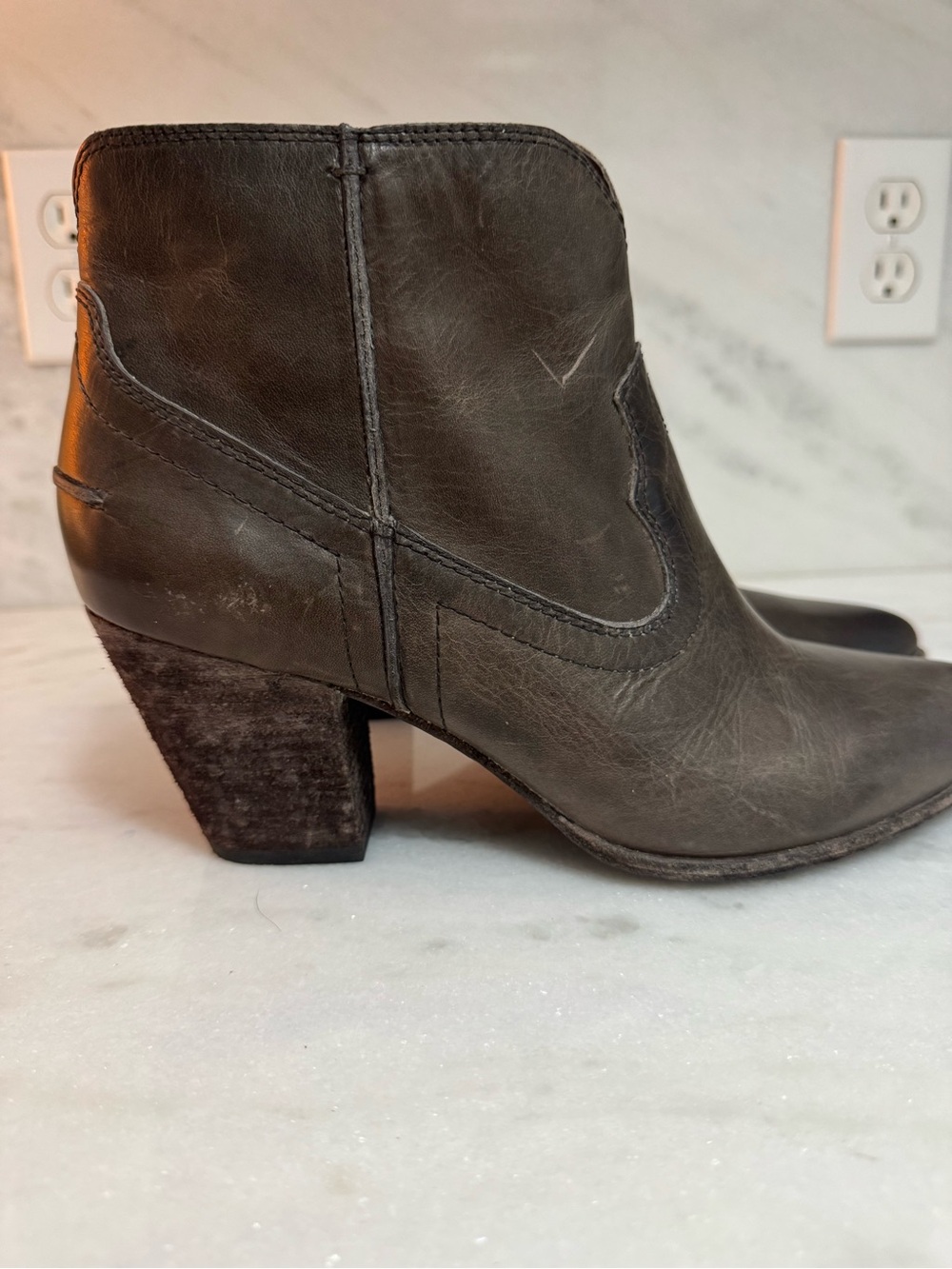 Frye boots - Picture 4 of 6
